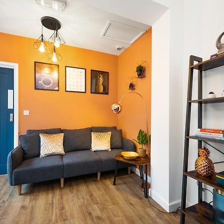 7 Bedroom House Ensuite Rooms, Fully Equipped Kitchen, Free Wifi, Tvs In All Rooms City Centre Close To A46 Inspire Homes โคเวนทรี ภายนอก รูปภาพ