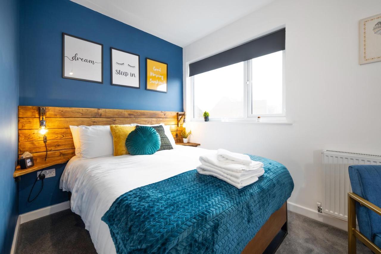 7 Bedroom House Ensuite Rooms, Fully Equipped Kitchen, Free Wifi, Tvs In All Rooms City Centre Close To A46 Inspire Homes โคเวนทรี ภายนอก รูปภาพ