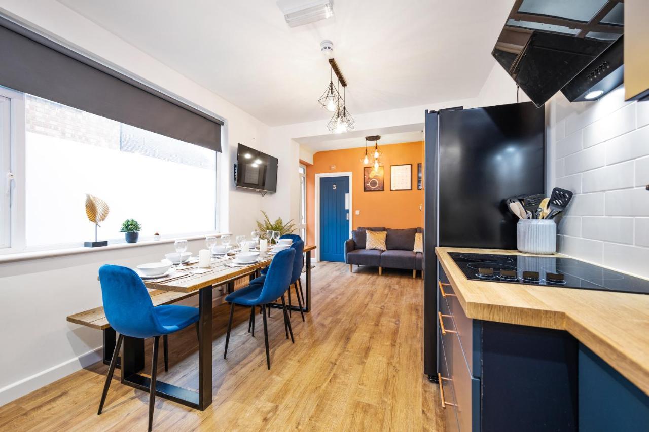 7 Bedroom House Ensuite Rooms, Fully Equipped Kitchen, Free Wifi, Tvs In All Rooms City Centre Close To A46 Inspire Homes โคเวนทรี ภายนอก รูปภาพ